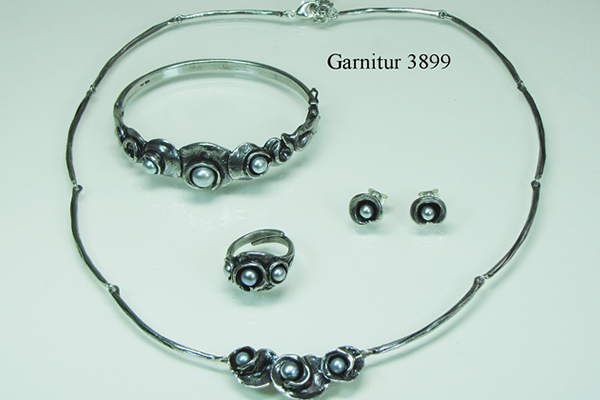 Garnitur 3899